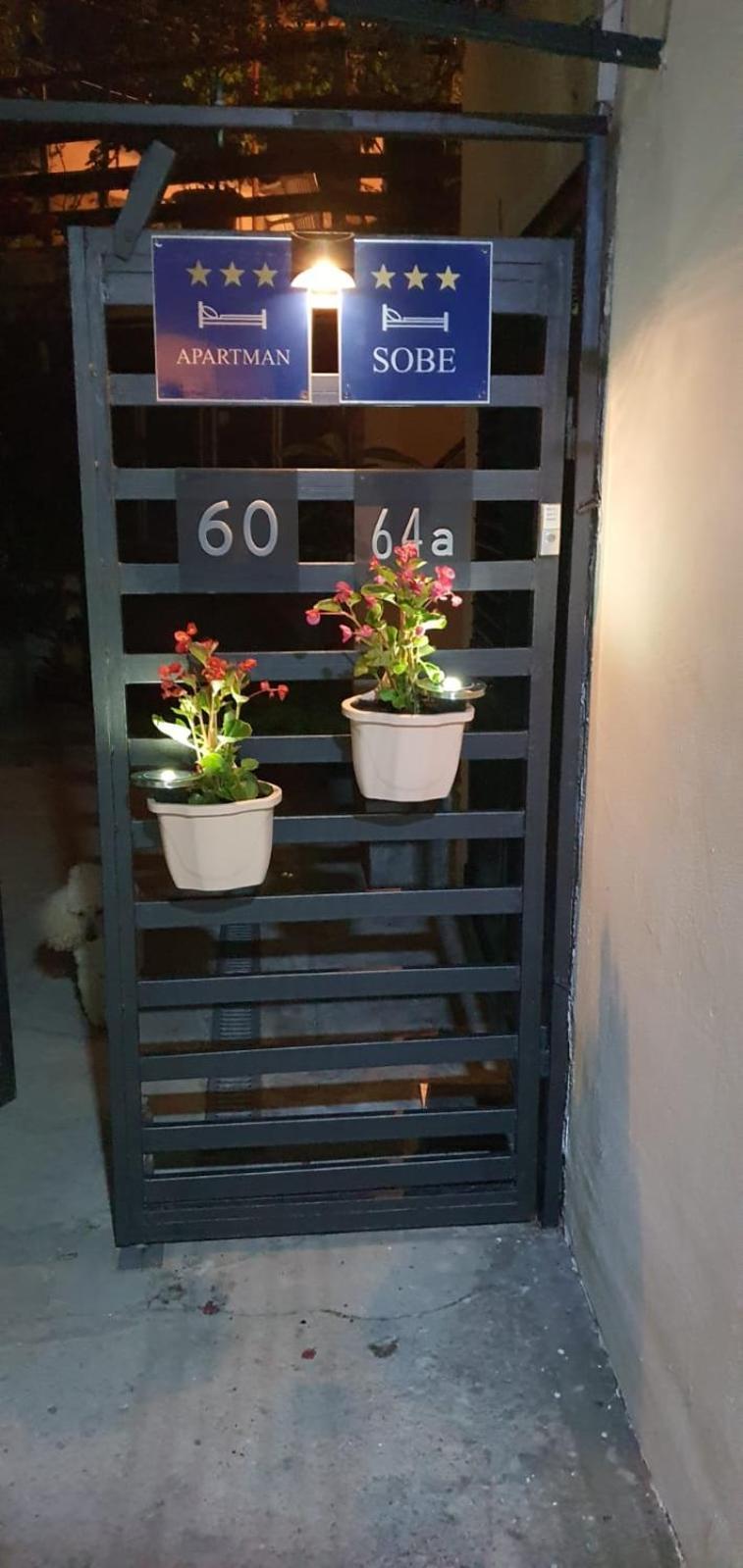 Guest House Varos Split Exterior foto